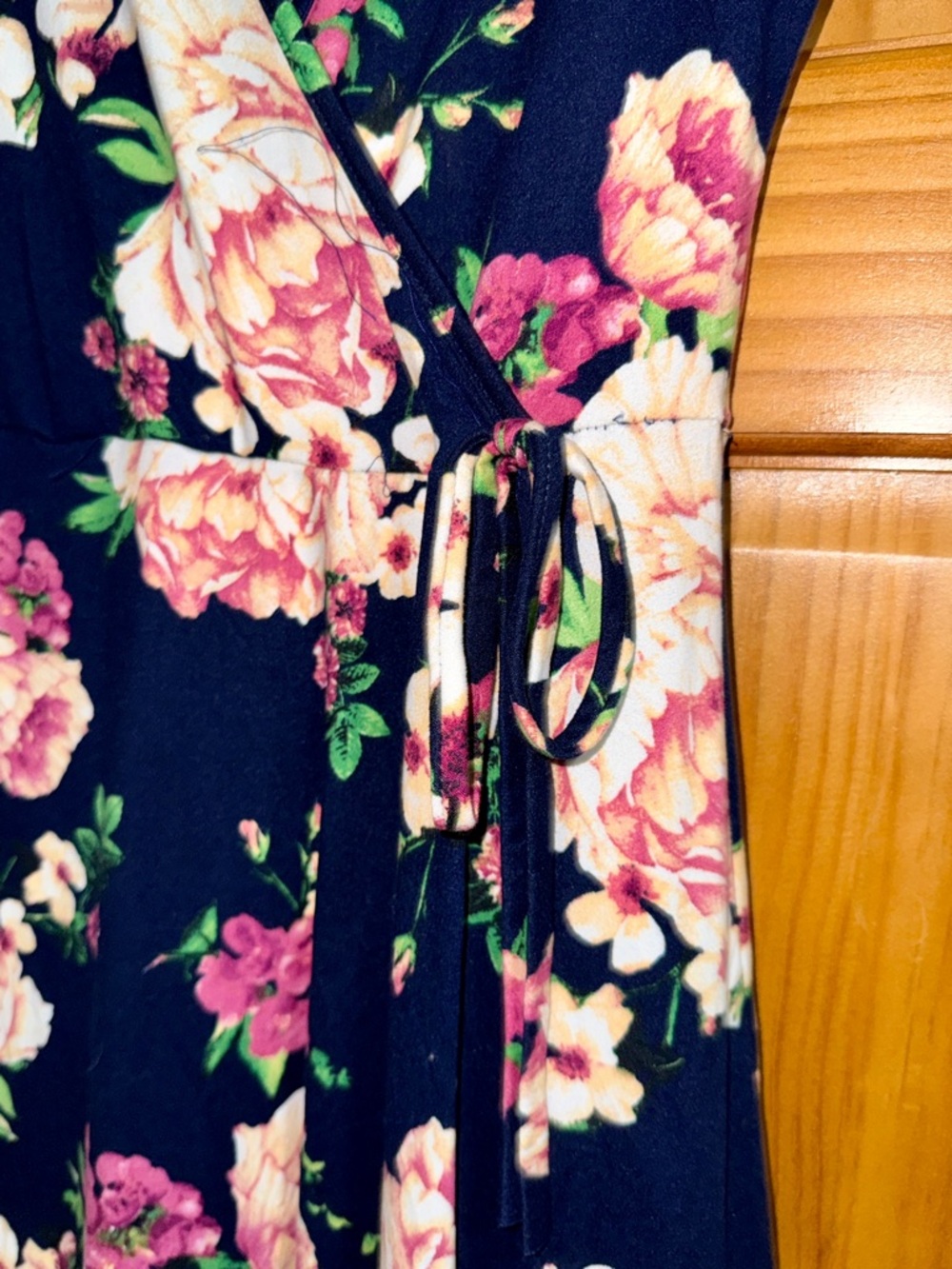 NWT Caution To The Wind Women’s Navy Sleeveless Floral Wrap Maxi Dress-S - Picture 8 of 12